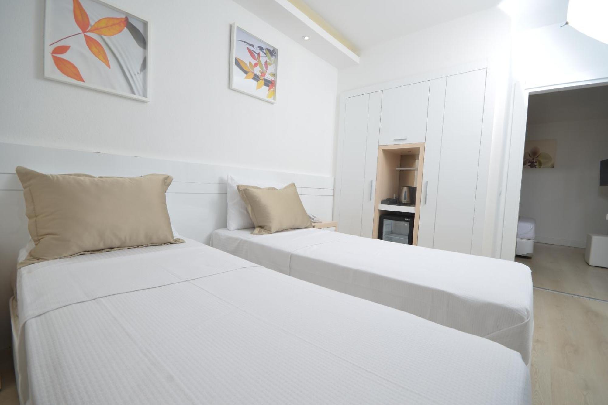Doc'S Hotel Κεμέρ Δωμάτιο φωτογραφία
